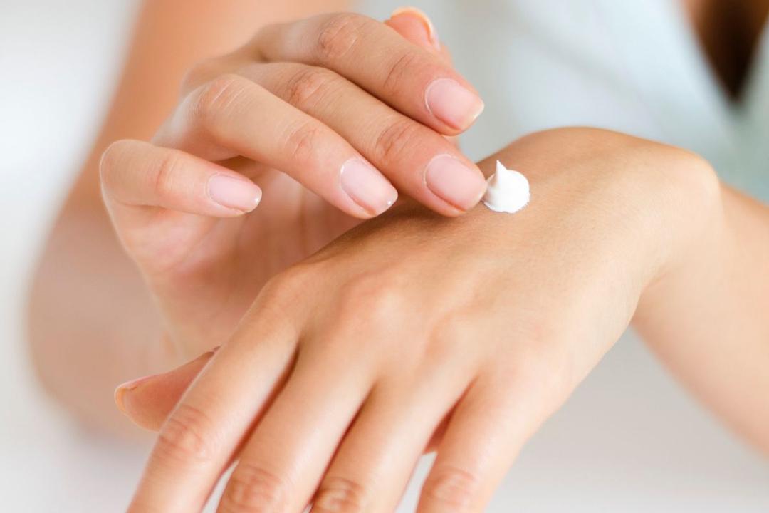 Steroid vs. NonSteroid Creams for Eczema